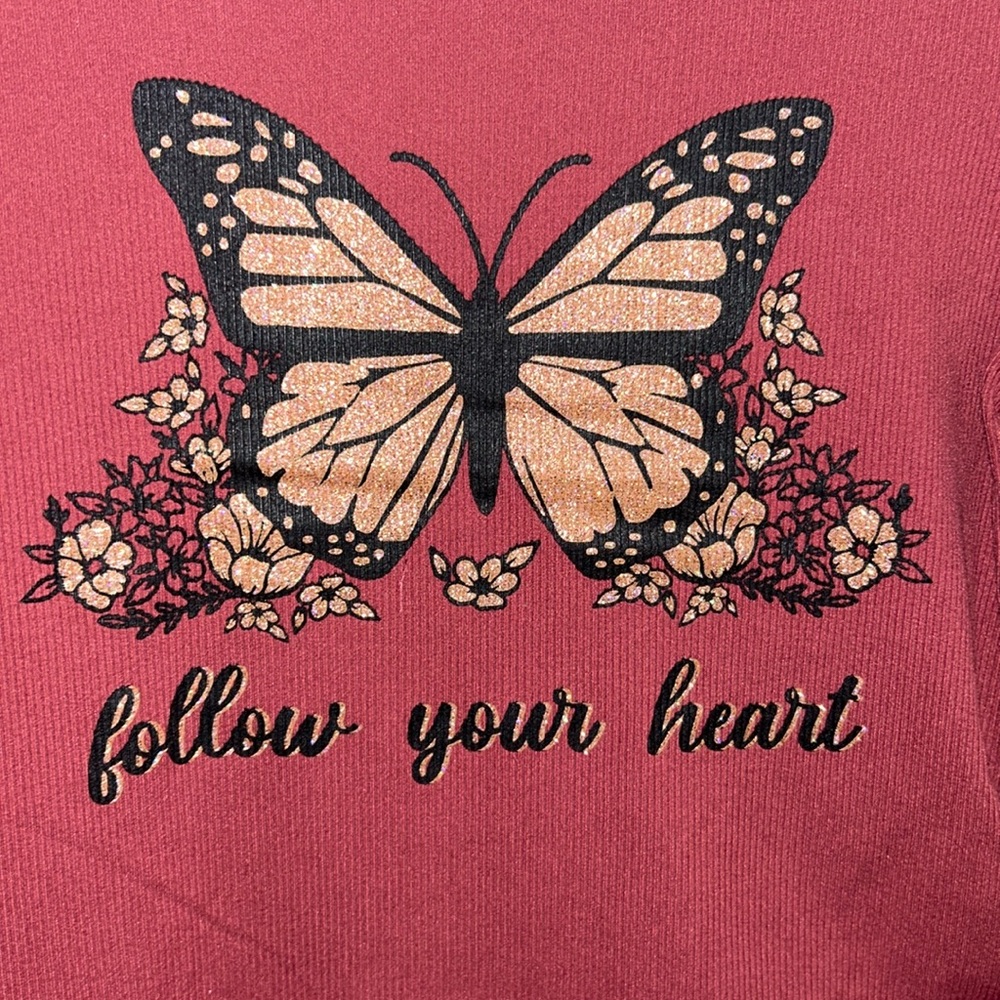 🦋Brown Butterfly Top 5/25$